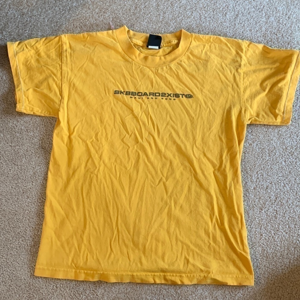 SKATEBOARD tshirt